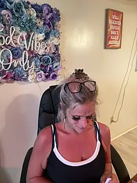 vixendoll87 online show from March 13, 2026, 8:15 pm