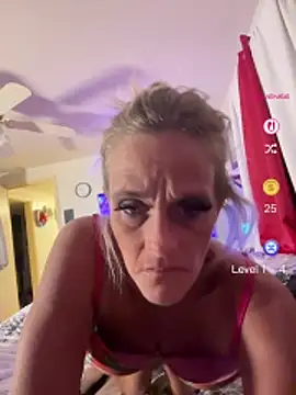 vixendoll87 online show from April 28, 2026, 1:48 am