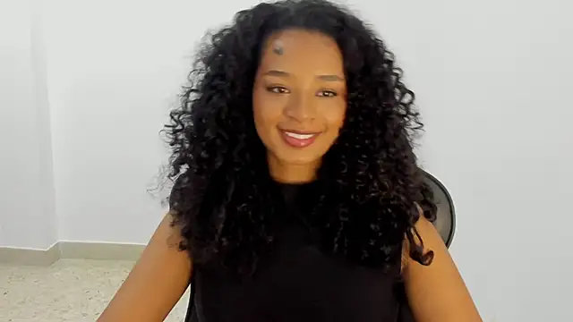 avellanatammy online show from January 4, 2025, 2:03 am