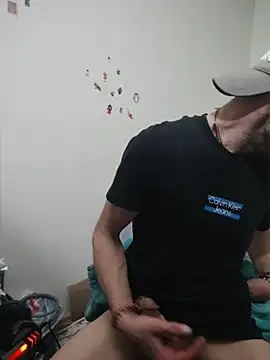 Aktorihann online show from March 15, 2026, 3:12 am