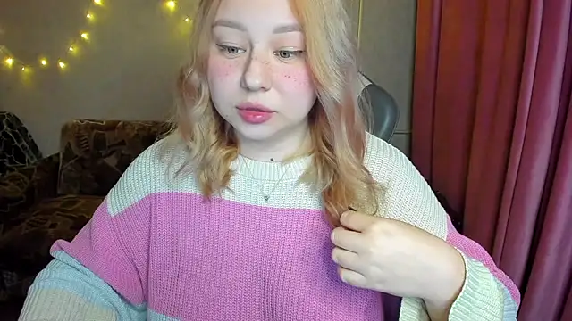 Snapshot of Milafoxxxy chatting on October 7, 2025, 8:50 pm Milafoxxxy online show from October 7, 2025, 8:50 pm