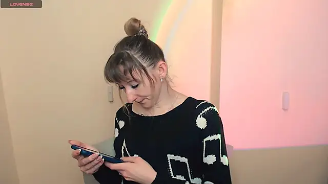 AmandaSell online show from March 17, 2026, 6:28 am