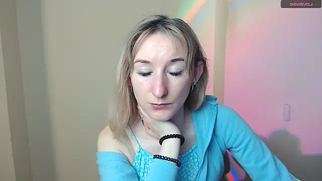 AmandaSell online show from May 25, 2026, 6:19 am