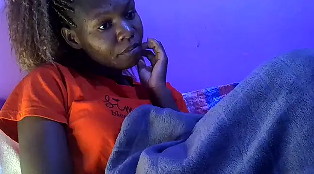 Snapshot of Cute_tamara chatting on December 5, 2024, 6:55 pm Cute tamara online show from December 5, 2024, 6:55 pm