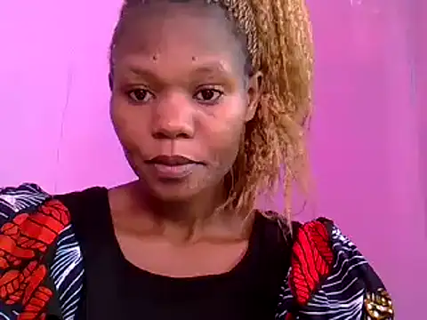 Snapshot of Cute_tamara chatting on December 29, 2024, 2:42 pm Cute tamara online show from December 29, 2024, 2:42 pm