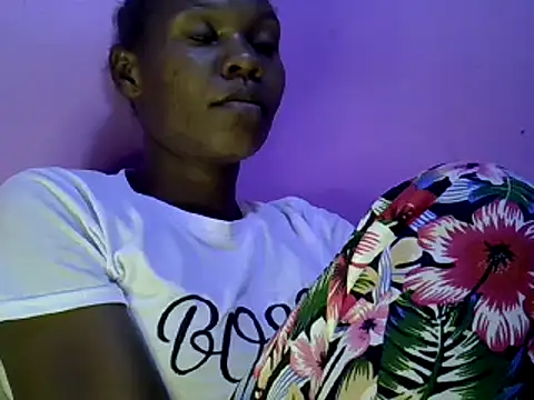 Snapshot of Cute_tamara chatting on January 15, 2025, 6:40 pm Cute tamara online show from January 15, 2025, 6:40 pm