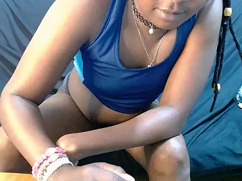 Snapshot of Cute_tamara chatting on October 15, 2025, 7:03 pm Cute tamara online show from October 15, 2025, 7:03 pm