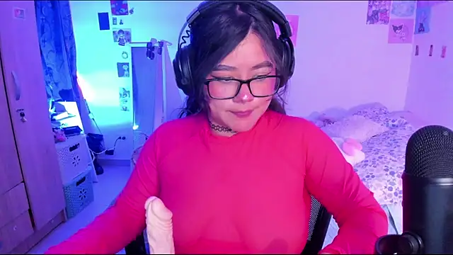 StephaniFox online show from January 30, 2025, 5:09 am