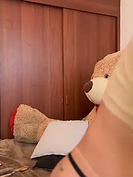 Dj scarlettmorreti online show from March 14, 2025, 8:28 pm