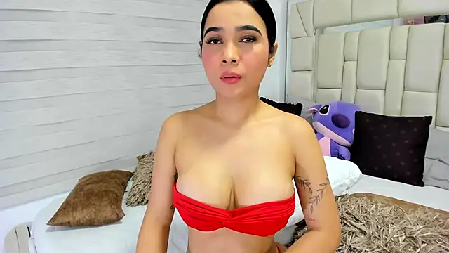 clytiia  online show from June 11, 2026, 2:00 am