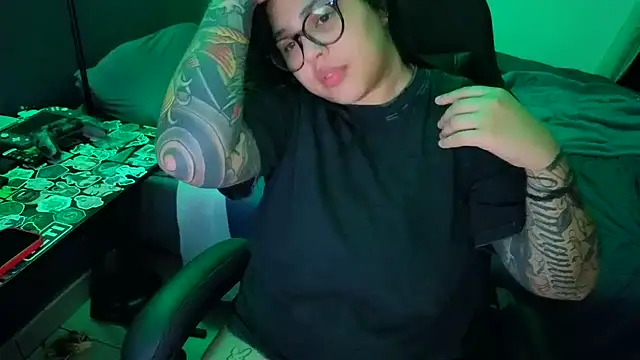 miacanela xo online show from July 2, 2026, 2:11 am