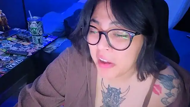miacanela xo online show from July 13, 2026, 2:25 am