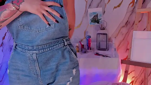 ViolettCastel online show from February 12, 2025, 2:03 am