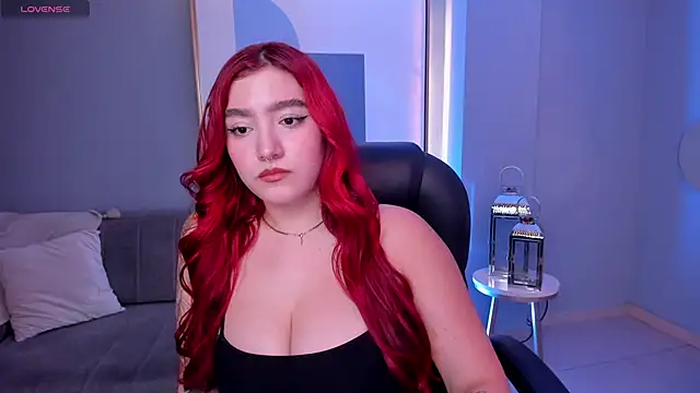 ViolettCastel online show from March 3, 2025, 7:28 pm