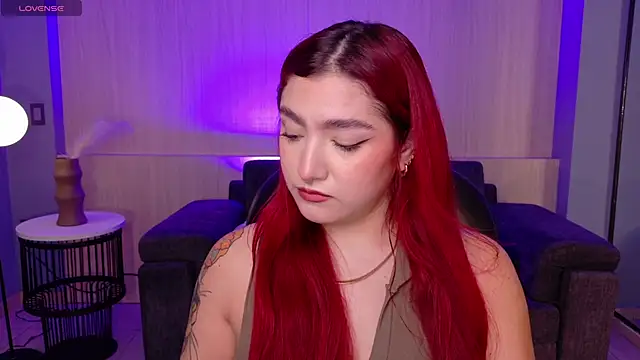 ViolettCastel online show from February 9, 2026, 7:51 pm