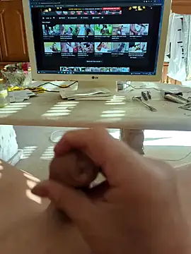 Snapshot of Sexy-boy29 chatting on January 19, 2025, 12:17 pm Sexy-boy29 online show from January 19, 2025, 12:17 pm