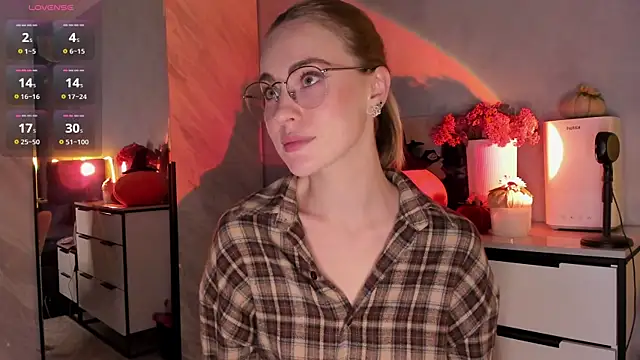 LoveGameSexx online show from October 24, 2025, 4:36 pm