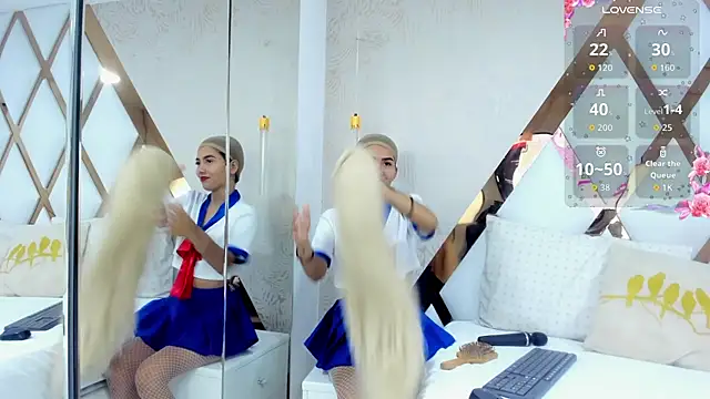 Alexa Blake   online show from February 23, 2026, 7:33 pm