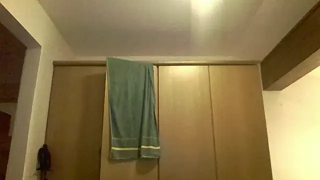 Bigthroaterboy online show from December 9, 2024, 8:33 pm