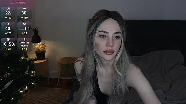 Sara Tranquil online show from December 8, 2024, 6:50 pm