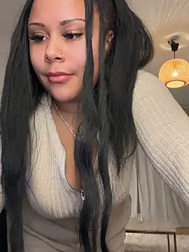 HaileyDiana online show from February 27, 2025, 8:09 pm