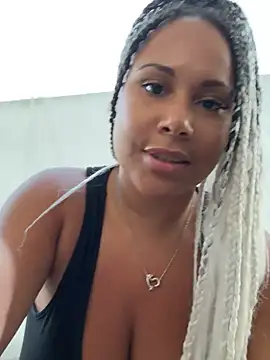 HaileyDiana online show from September 16, 2025, 3:57 pm