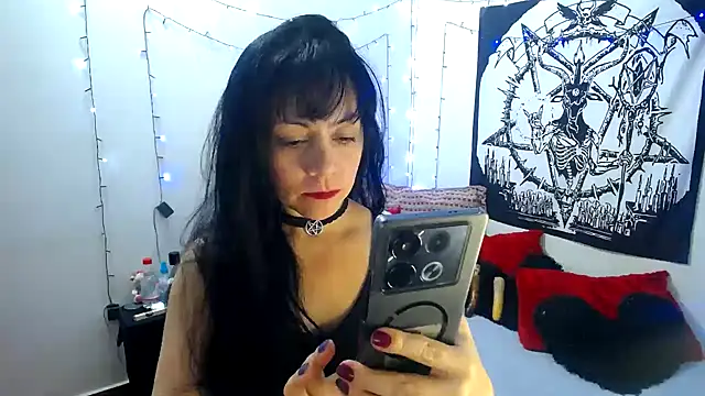 lili peach online show from January 12, 2025, 11:47 pm