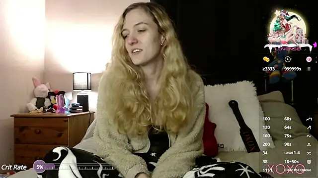 Snapshot of EllieeRose chatting on January 10, 2025, 11:50 pm EllieeRose online show from January 10, 2025, 11:50 pm