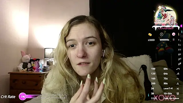Snapshot of EllieeRose chatting on January 11, 2025, 3:34 am EllieeRose online show from January 11, 2025, 3:34 am