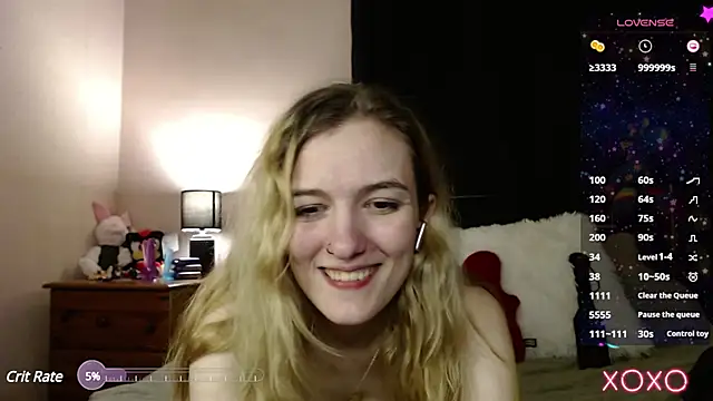 Snapshot of EllieeRose chatting on January 24, 2025, 3:22 am EllieeRose online show from January 24, 2025, 3:22 am