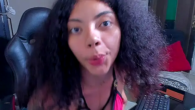 Snapshot of kerlysmith_24 chatting on May 31, 2026, 7:26 pm kerlysmith 24 online show from May 31, 2026, 7:26 pm