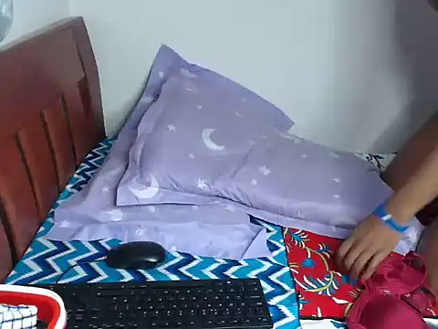 sexy angelicah online show from February 25, 2026, 10:19 pm