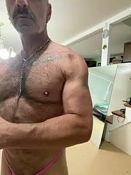 DaddySnowXX online show from May 14, 2026, 4:30 am