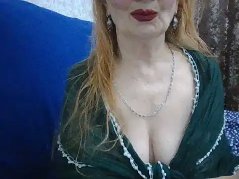 CarlyTreat online show from September 19, 2025, 3:24 pm