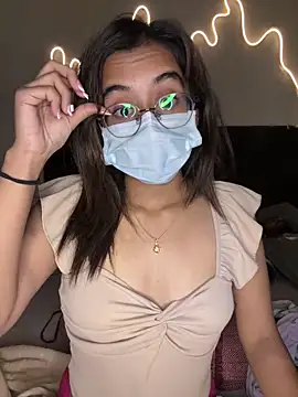 HotIndianCouple  8 online show from December 13, 2024, 7:32 pm