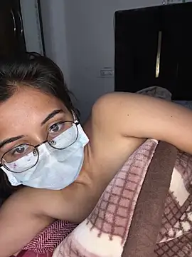 HotIndianCouple  8 online show from January 4, 2025, 9:20 pm