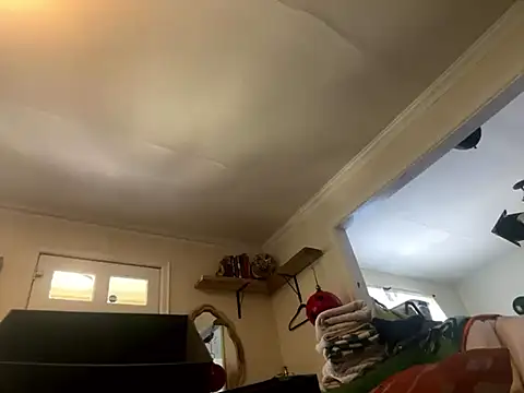 trash4cash online show from March 7, 2025, 5:38 pm