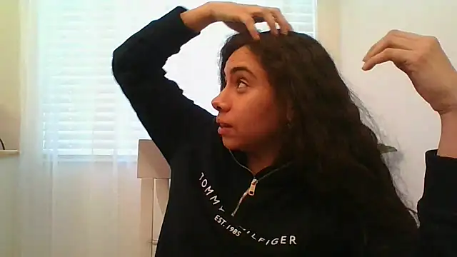 catrinasexy19 online show from January 7, 2025, 9:25 pm