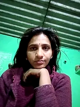 Baby  Shreya online show from February 9, 2026, 9:41 pm