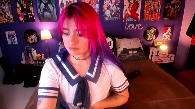 anne cross online show from November 14, 2025, 11:57 pm