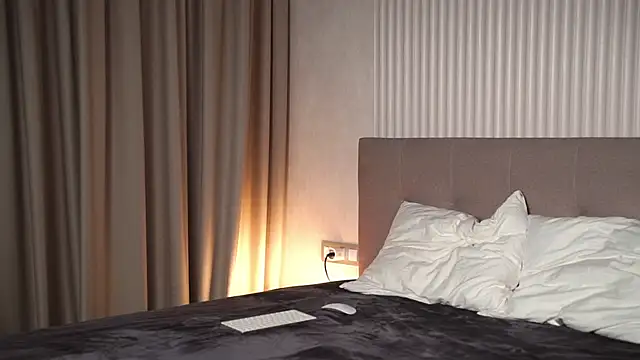 Snapshot of Pleasure_Addiction chatting on February 17, 2025, 10:29 am Pleasure Addiction online show from February 17, 2025, 10:29 am