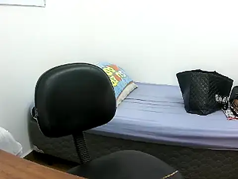 Morenatranss online show from February 26, 2025, 11:26 pm