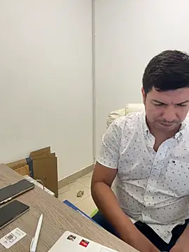 Sol biglips online show from April 2, 2026, 2:15 pm