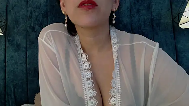 Snapshot of selem_hadid chatting on February 1, 2025, 7:44 pm selem hadid online show from February 1, 2025, 7:44 pm