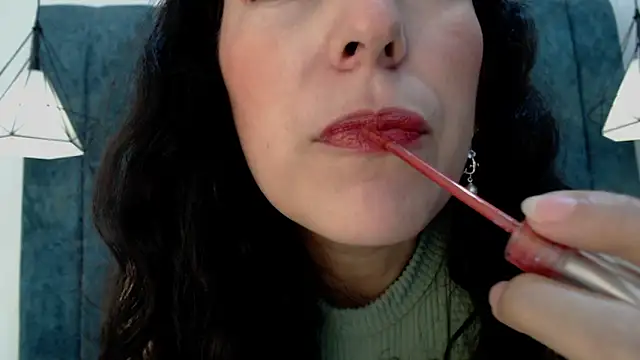 Snapshot of selem_hadid chatting on February 3, 2025, 5:35 pm selem hadid online show from February 3, 2025, 5:35 pm