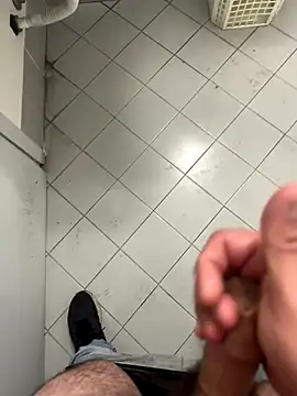  themask  online show from November 17, 2025, 1:39 pm