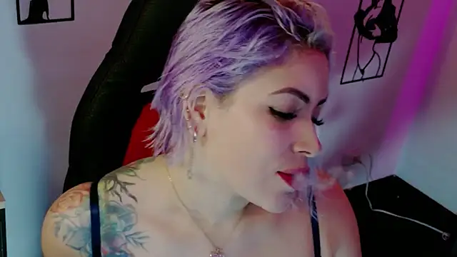 Snapshot of Natalia_Montoya chatting on February 10, 2026, 11:42 pm Natalia Montoya online show from February 10, 2026, 11:42 pm