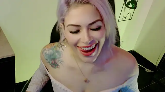 Snapshot of Natalia_Montoya chatting on February 23, 2026, 4:32 am Natalia Montoya online show from February 23, 2026, 4:32 am