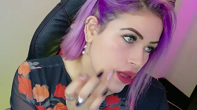 Snapshot of Natalia_Montoya chatting on June 12, 2026, 11:57 pm Natalia Montoya online show from June 12, 2026, 11:57 pm