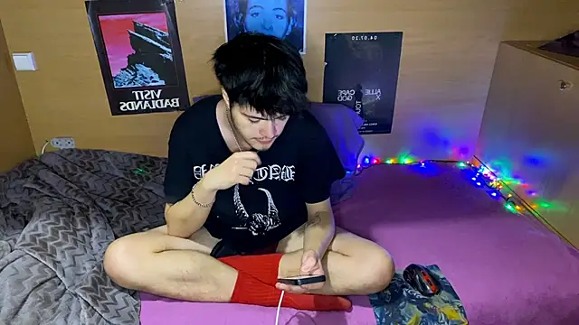 mystrauud online show from October 16, 2025, 5:36 pm